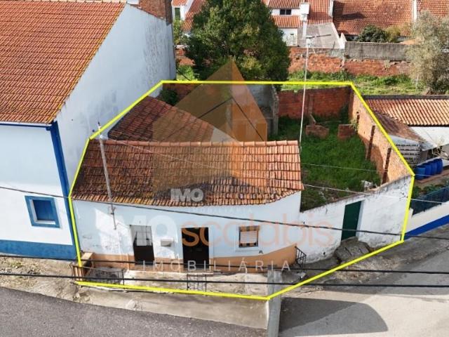 Moradia para Recuperação em Tremês – Excelente Oportunidade de Investimento