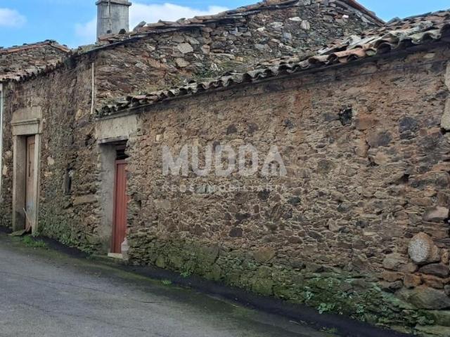 MORADIA PARA RECUPERAR EM PINELO
