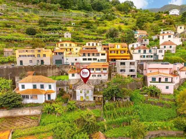 Moradia para Recuperar em Ribeira Grande Machico|Ilha da Mad. 56m² Machico