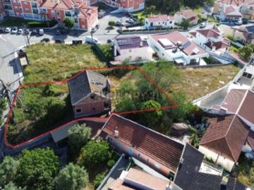 Moradia para Recuperar | Projeto de Arquitetura Desenvolvido | Centro da Venda do Pinheiro