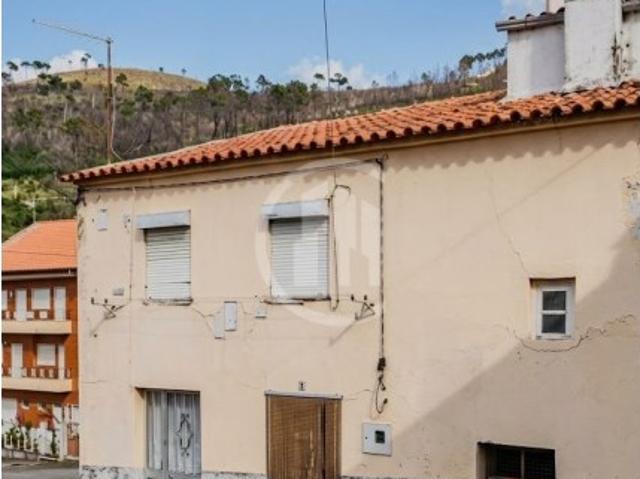 Moradia para remodelação no Sarzedo, Covilhã