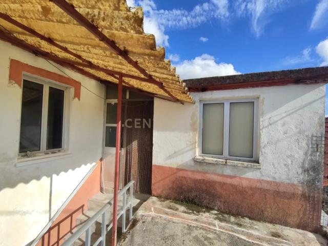 Casa Antiga para Recuperar em Seixo do Côa, Sabugal