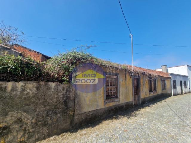 Moradia para Restauro em Esmoriz