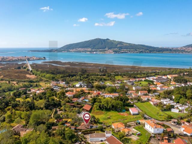 Moradia para restauro em Seixas