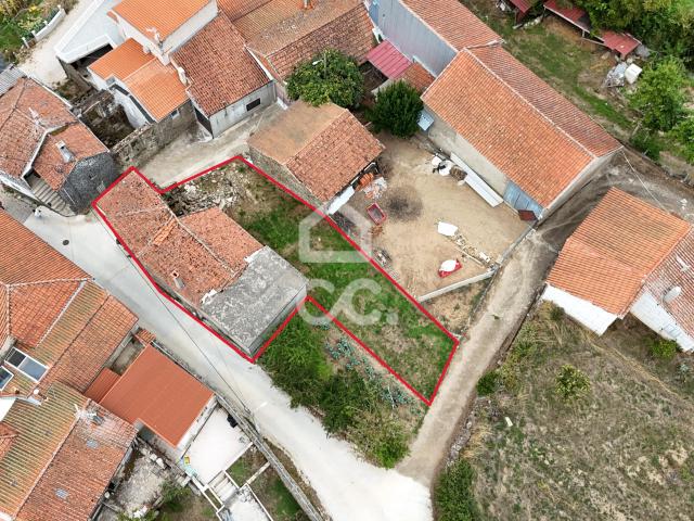 Moradia para Restauro em Travancas 110 m²