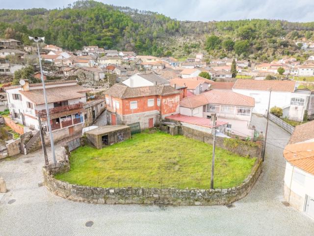 Moradia para restauro Sabroso de Aguiar Vila Pouca de Aguiar