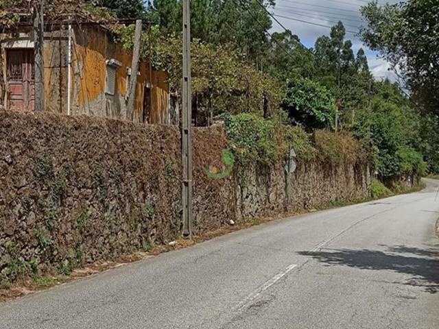 Moradia para restauro Portela das Cabras, Ribeira do Neiva