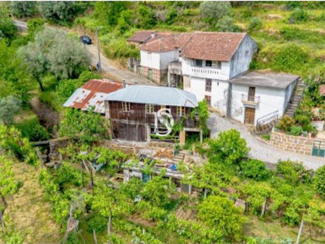 Moradia para Restaurar Moradia para Restaurar, Braga, Celorico de Basto, Codeçoso