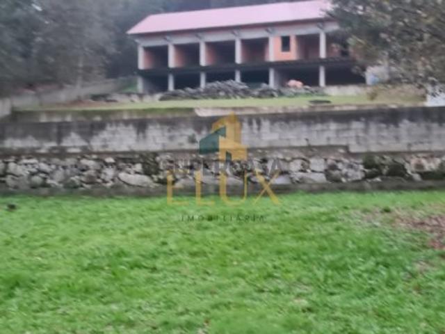 Moradia para Restaurar T4 Venda em Margaride Santa Eulália, Várzea, Lagares, Varziela e Moure,Felgueiras