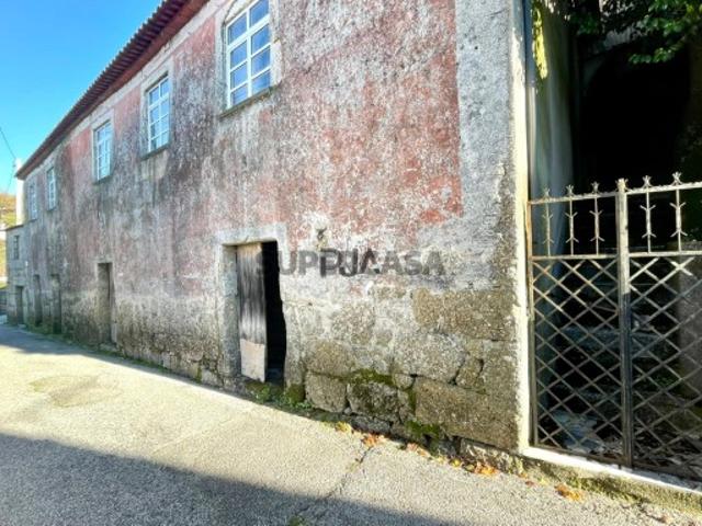 Moradia para Restaurar T4 Venda em Mouraz e Vila Nova da Rainha,Tondela