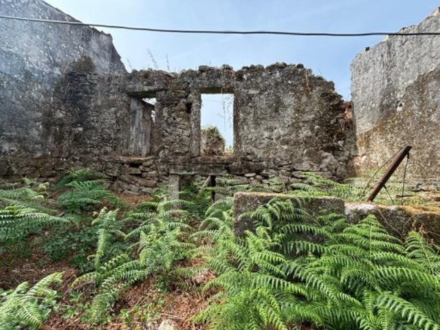 Moradia para Restaurar T4 Venda em Grade e Carralcova,Arcos de Valdevez