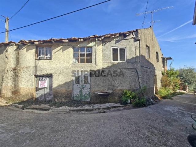 Moradia para Restaurar T4 Venda em Santiago de Cassurrães e Póvoa de Cervães,Mangualde