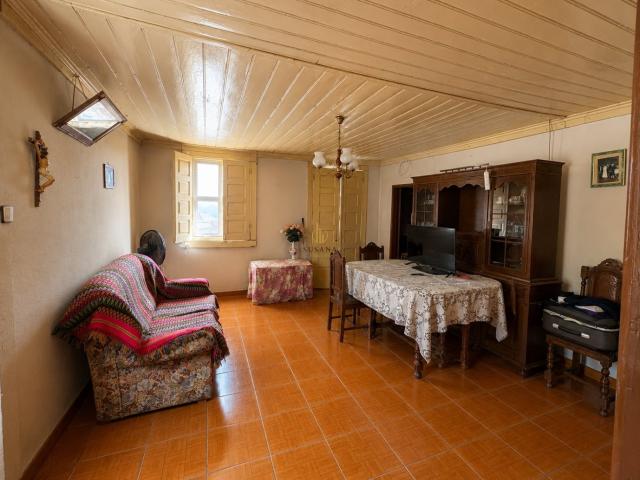 Moradia para Restaurar T2 Venda em Longa,Tabuaço 70m² Longra