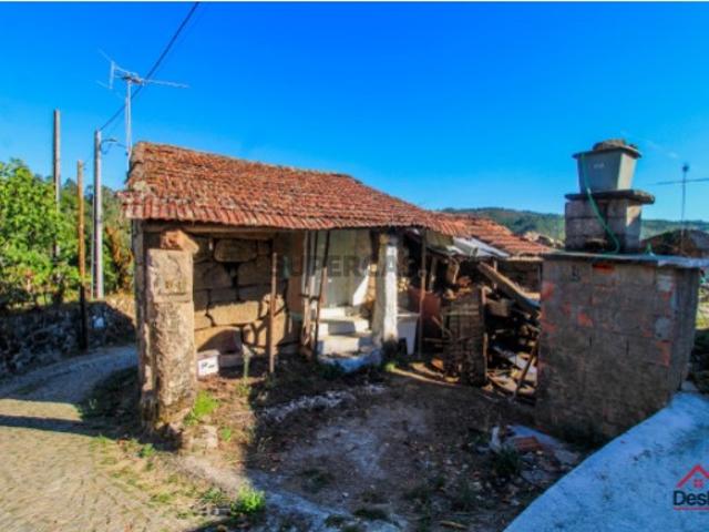 Moradia para Restaurar T2 Venda em Pinho,São Pedro do Sul