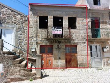 Moradia para Restaurar T0 Venda em Vila Cortês da Serra,Gouveia