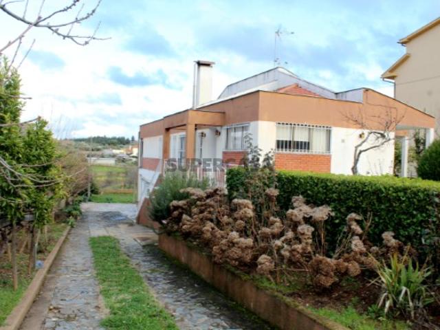Moradia para venda em Macedo de Cavaleiros