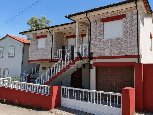 Moradia, Paradela