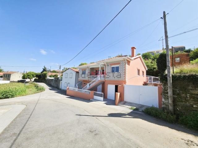 Moradia, Paradela