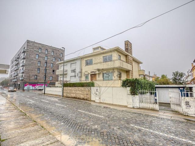 Moradia, Paranhos
