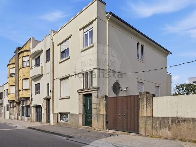 Moradia, Paranhos
