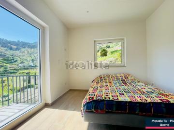 Paredes de Viadores, Paredes de Viadores e Manhuncelos, Marco de Canaveses, Distrito de Porto