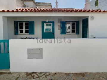 Moradia, Páteo, Albufeira e Olhos de Água