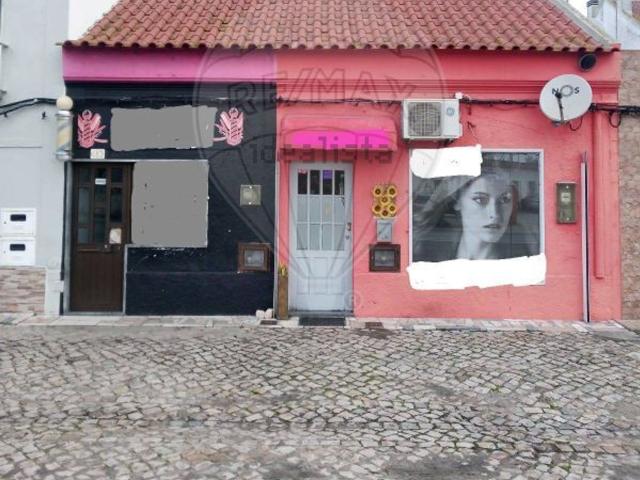 Moradia, Pegões