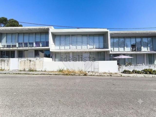 Moradia, Pedroso