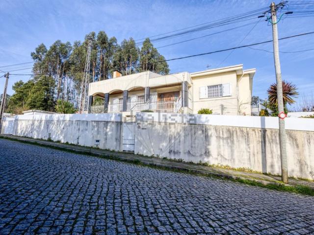 Moradia, Pedroso