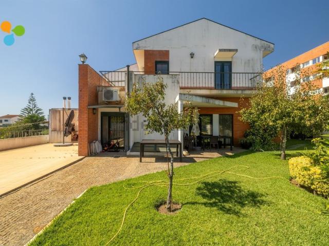 Moradia, Pedrouços