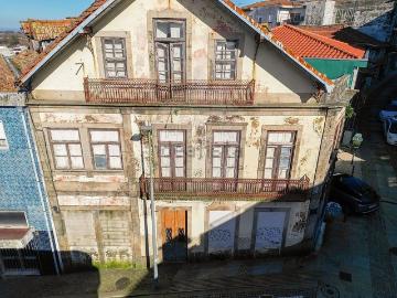 Milhundos, Penafiel, Concelho de Penafiel, Distrito de Porto