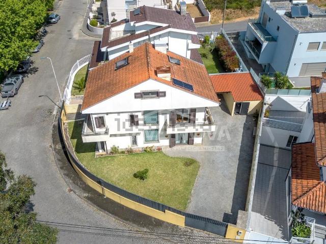 Moradia, Perosinho