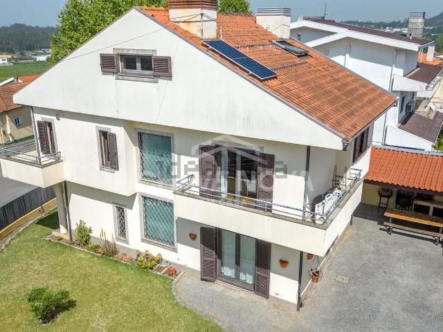 Moradia, Perosinho