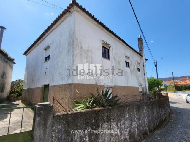 Moradia, Perre