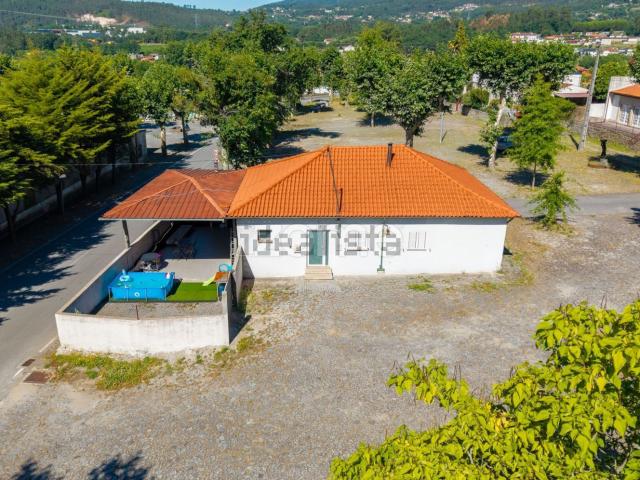 Moradia, Pico de Regalados Gondiães Mós