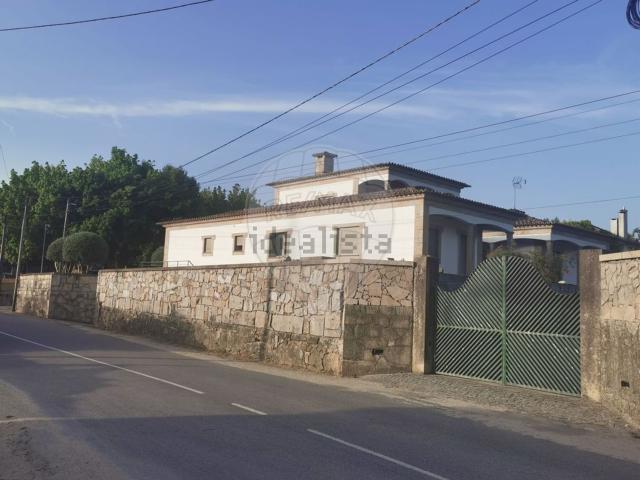 Moradia, Pico de Regalados Gondiães Mós