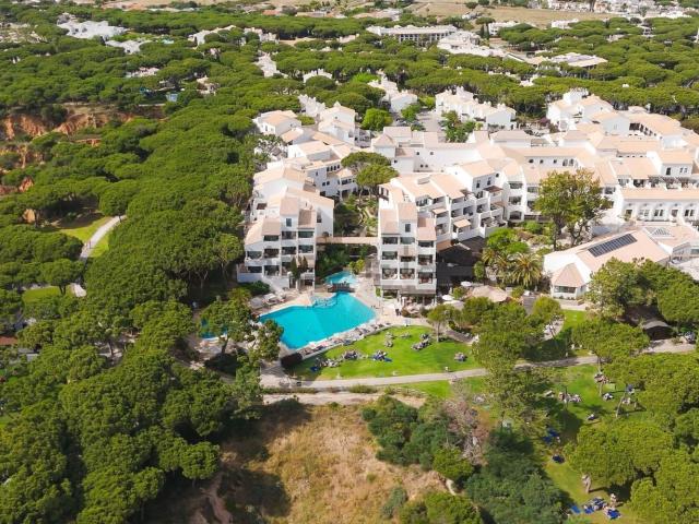 Moradia, Pine Cliffs, Albufeira e Olhos de Água