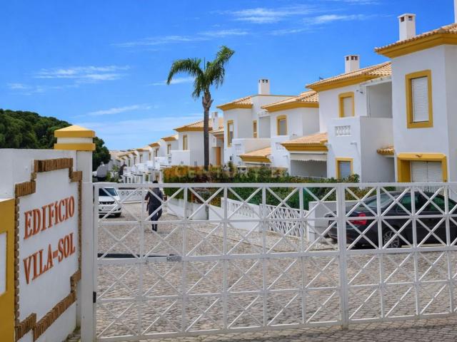 Moradia, Pine Cliffs, Albufeira e Olhos de Água
