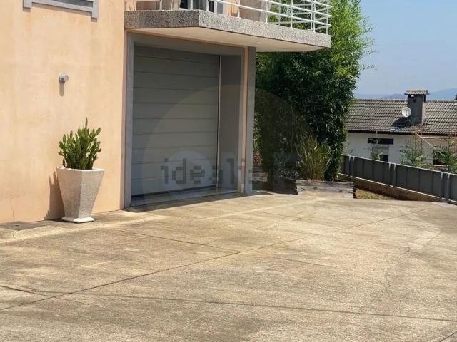 Moradia, Pinheiro da Bemposta Travanca Palmaz