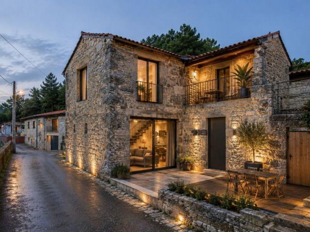 Moradia, Pinheiro