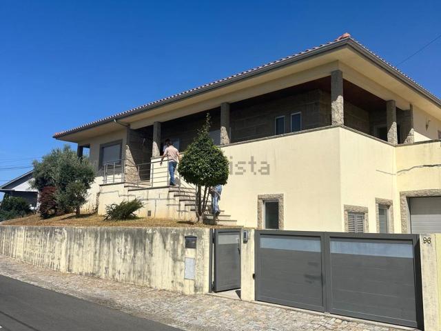Moradia, Pinheiro