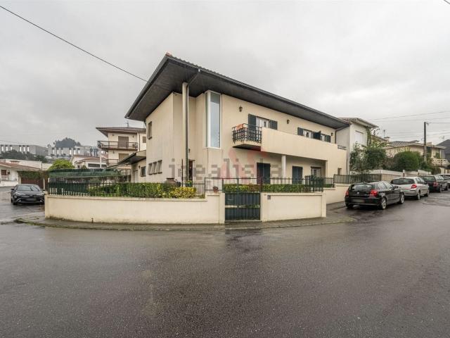 Moradia, Ponte