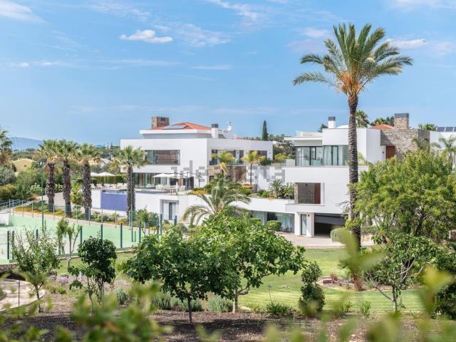 Moradia, Porches