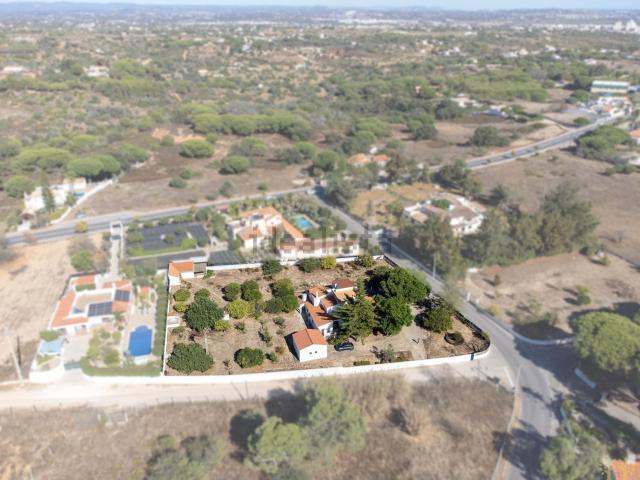 Moradia, Porches
