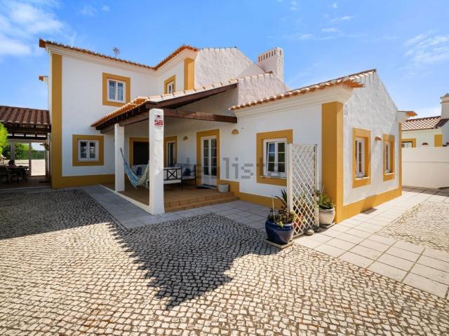Moradia, Porto Covo