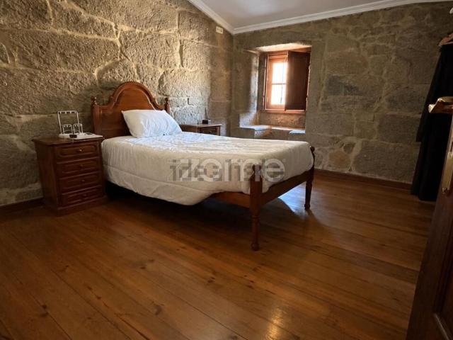 Moradia, Pousada de Saramagos