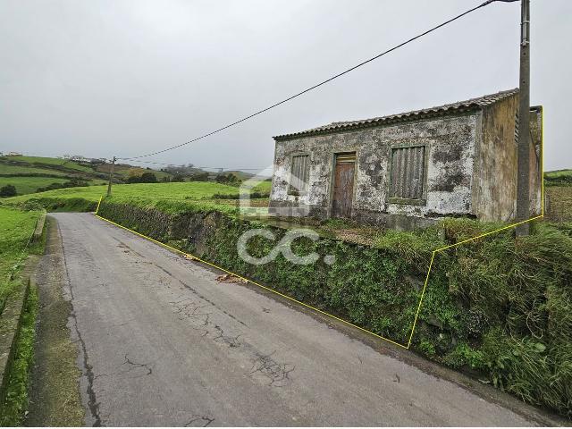 Moradia, Povoação