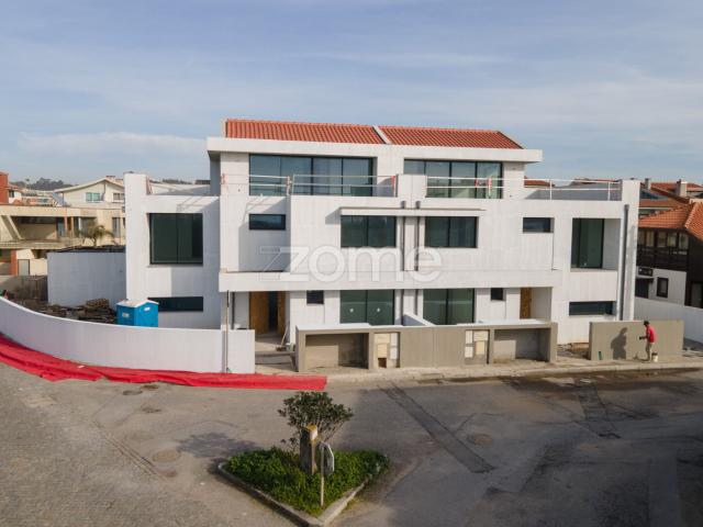 Moradia na Praia da Memória C/Piscina e Vista Mar