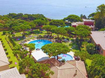 Moradia, Praia da Oura Areias de S. João, Albufeira e Olhos de Água