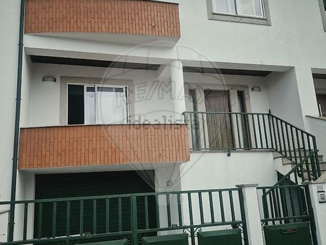 Moradia, Prazins Santo Tirso